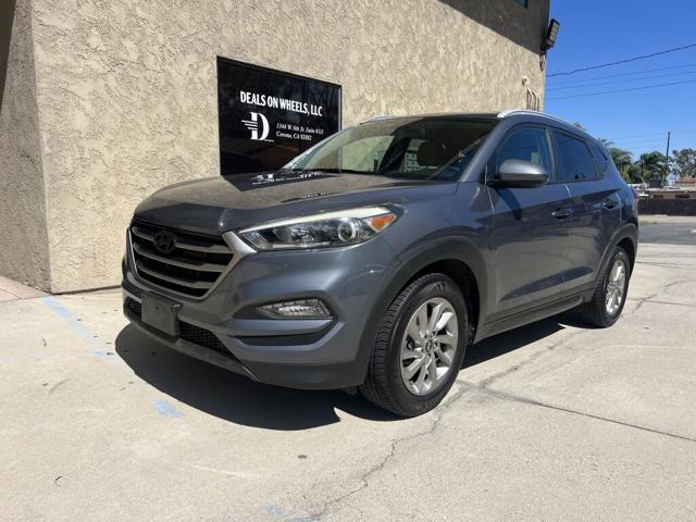 2016 Hyundai Tucson SE