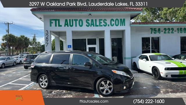 2014 Toyota Sienna SE 8-Passenger