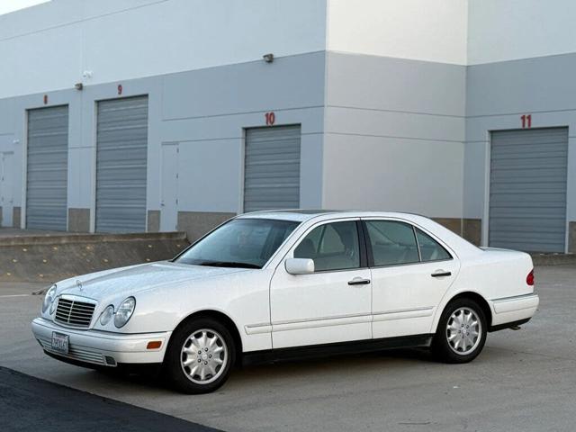 1999 Mercedes-Benz E-Class E 320