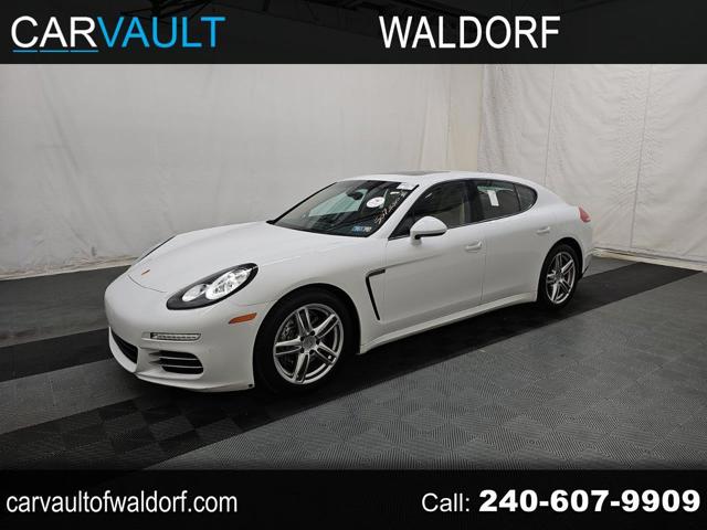 2015 Porsche Panamera 4
