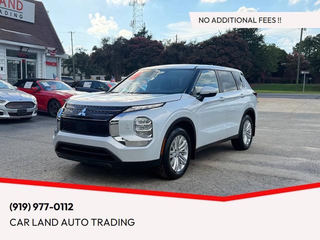 2023 Mitsubishi Outlander ES