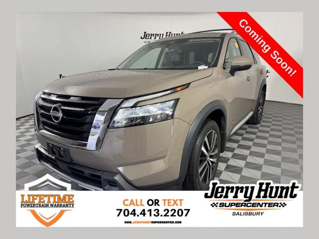 2023 Nissan Pathfinder Platinum 4WD