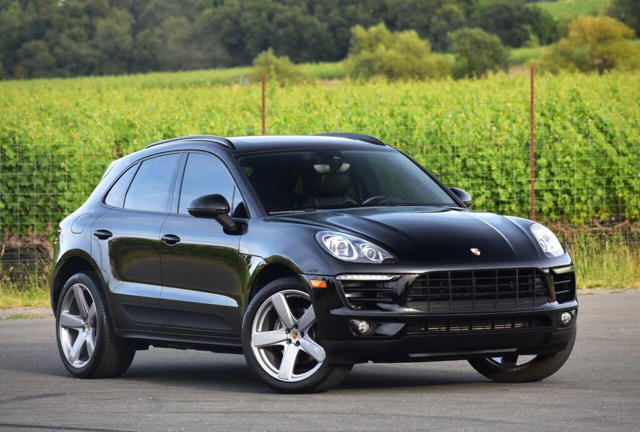 2017 Porsche Macan AWD