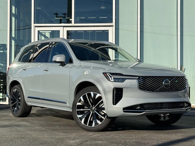 2026 Volvo XC90 Plug-In Hybrid B6 Plus Bright Theme AWD