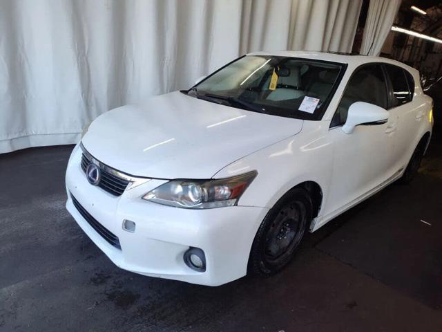 2013 Lexus CT 200h Base