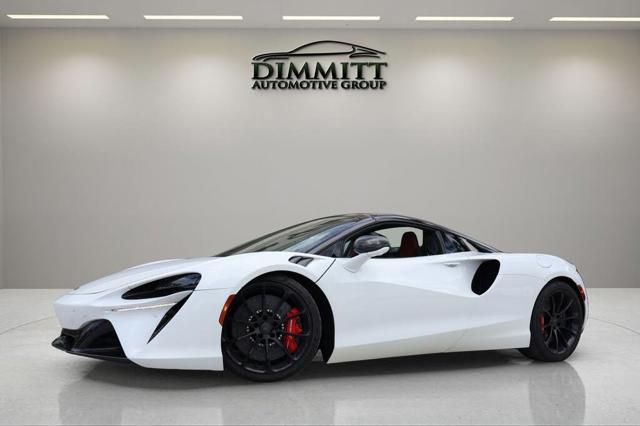 2025 McLaren Artura Spider Base
