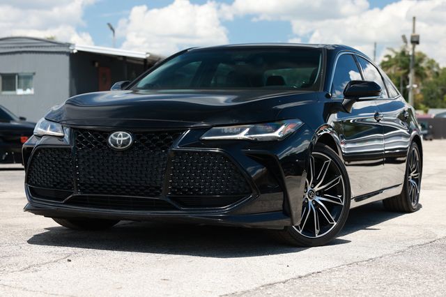 2019 Toyota Avalon Touring