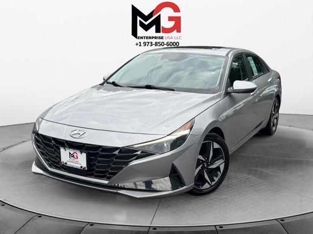 2022 Hyundai Elantra SEL FWD