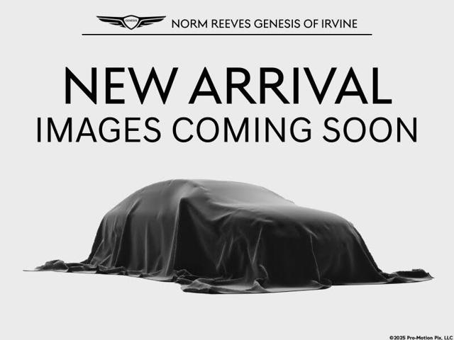 2025 Genesis G70 2.5T Standard