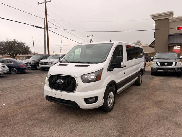 2023 Ford Transit Passenger Wagon 350 XLT Low Roof LB RWD