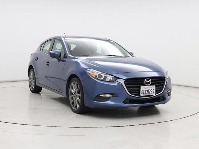 2018 Mazda Mazda3 5-Door Touring Hatchback