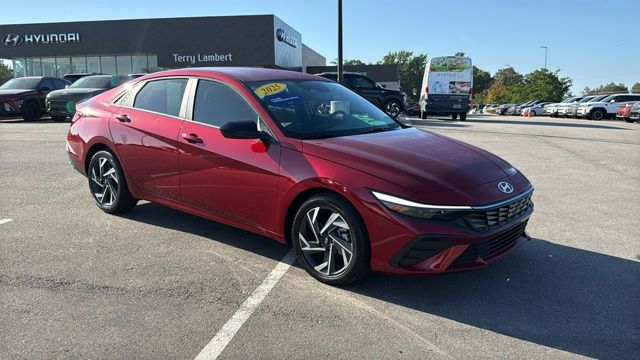 2025 Hyundai Elantra SEL Sport FWD