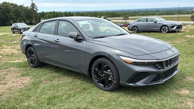2026 Hyundai Elantra SEL Sport FWD