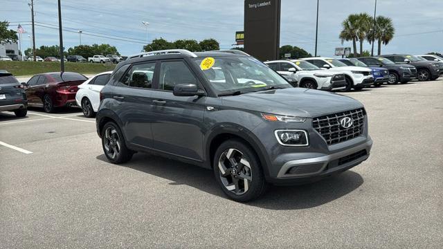 2025 Hyundai Venue Limited FWD