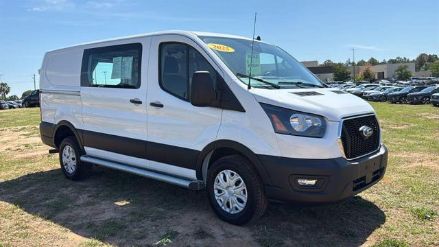 2025 Ford Transit Cargo Van 250 Low Roof RWD