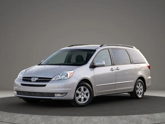 2004 Toyota Sienna 4 Dr XLE Passenger Van