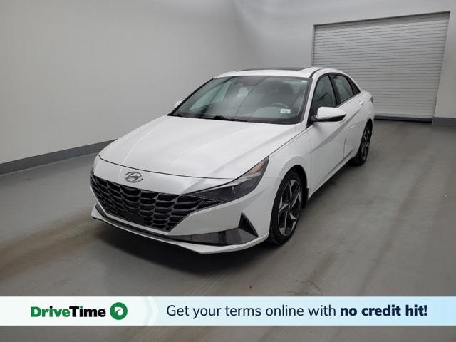 2022 Hyundai Elantra SEL FWD