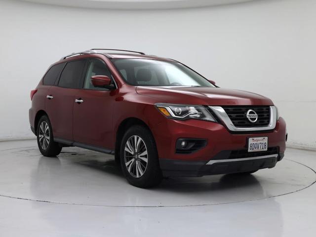 2017 Nissan Pathfinder SL