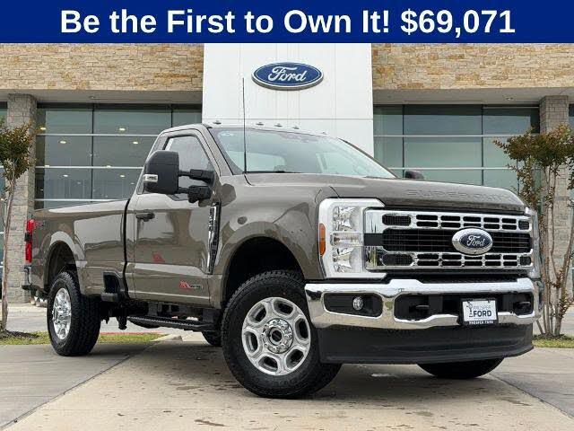 2026 Ford Super Duty F-350 SRW XLT