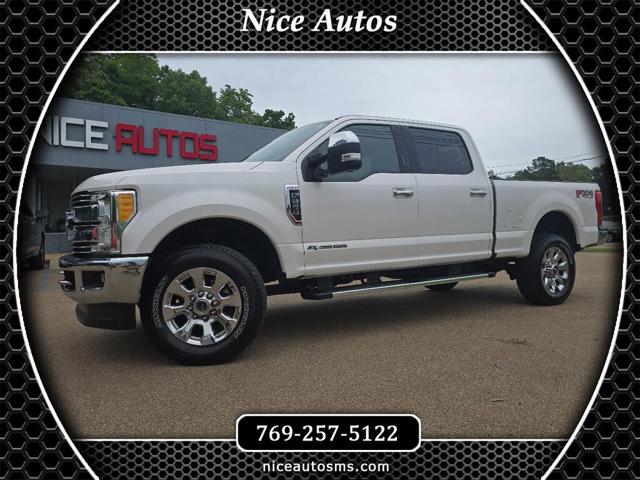 2017 Ford Super Duty F-250 SRW Lariat