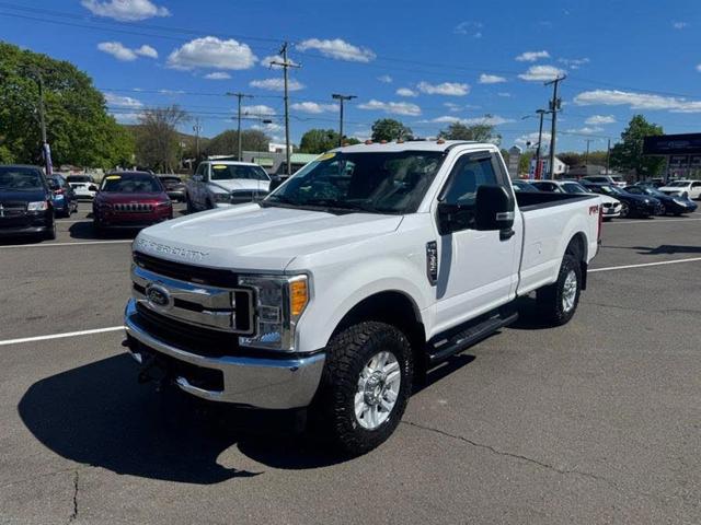 2017 Ford Super Duty F-350 SRW XL