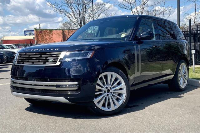 2026 Land Rover Range Rover P530 SE AWD