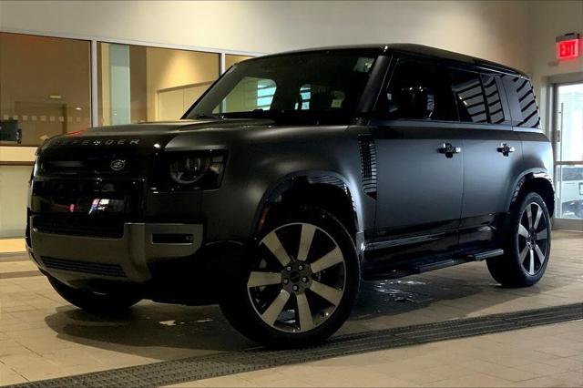 2026 Land Rover Defender 110 V8 P525 AWD