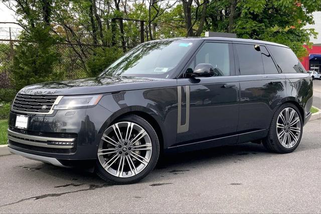 2024 Land Rover Range Rover P400 SE AWD