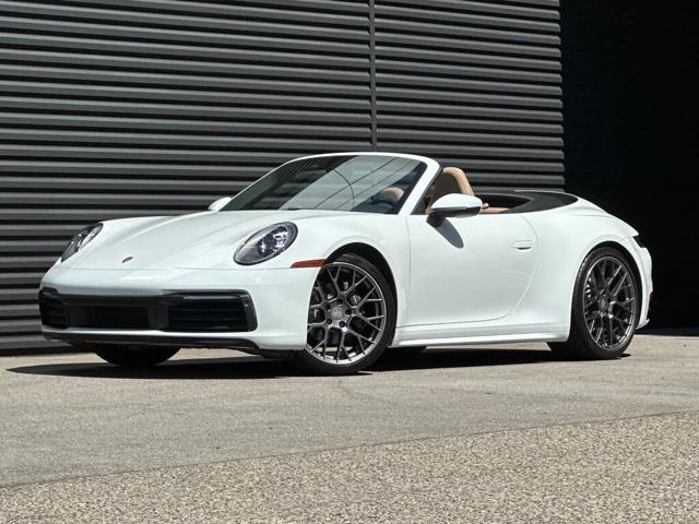 2020 Porsche 911 Carrera