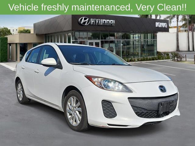 2012 Mazda Mazda3 i Touring Hatchback