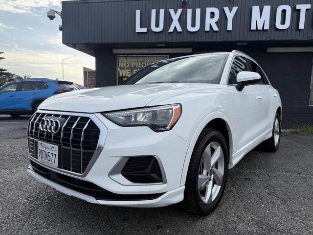 2021 Audi Q3 quattro Premium 40 TFSI