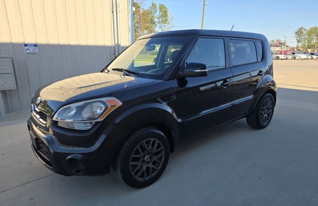2013 Kia Soul +
