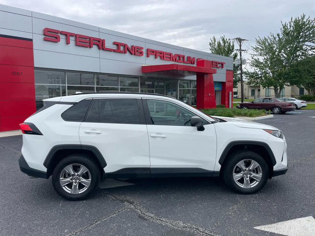 2022 Toyota RAV4 LE AWD