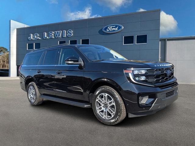 2025 Ford Expedition Max MAX Active 4WD