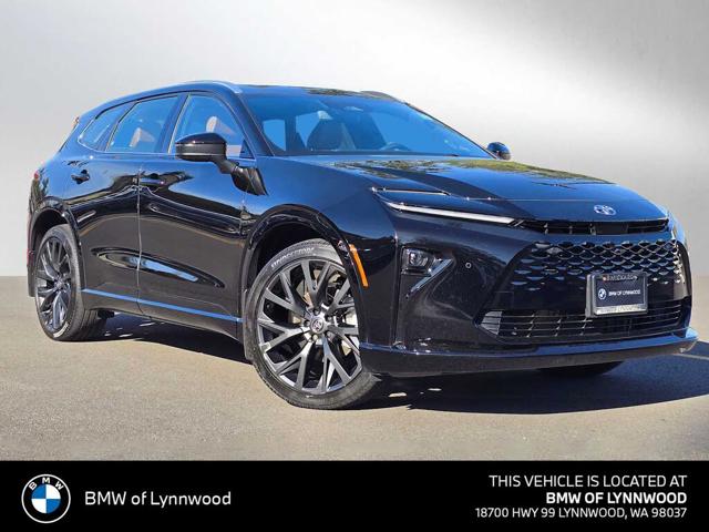 2025 Toyota Crown Signia Limited AWD