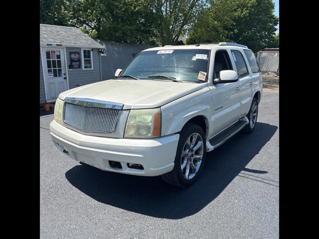 2003 Cadillac Escalade Base