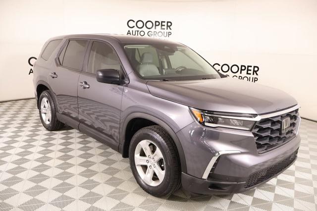2023 Honda Pilot LX AWD