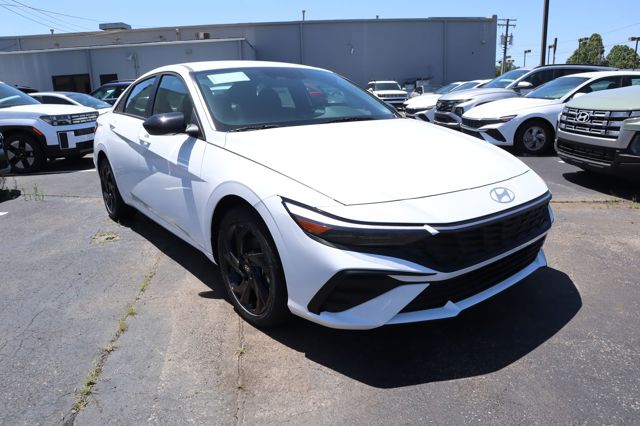 2026 Hyundai Elantra SEL Sport FWD