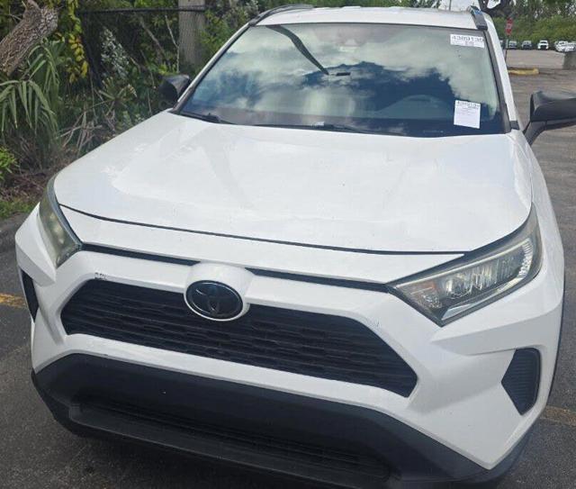 2019 Toyota RAV4 LE FWD