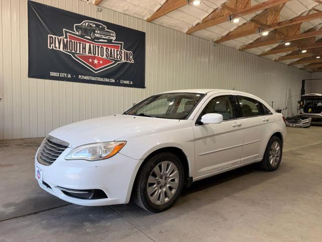 2012 Chrysler 200 LX