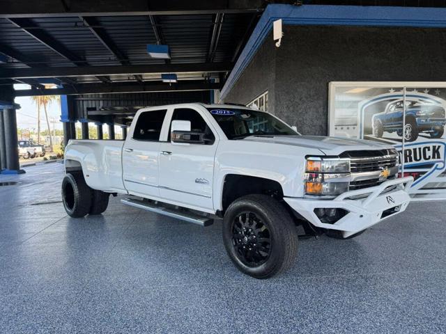 2015 Chevrolet Silverado 3500HD Built After Aug 14 High Country