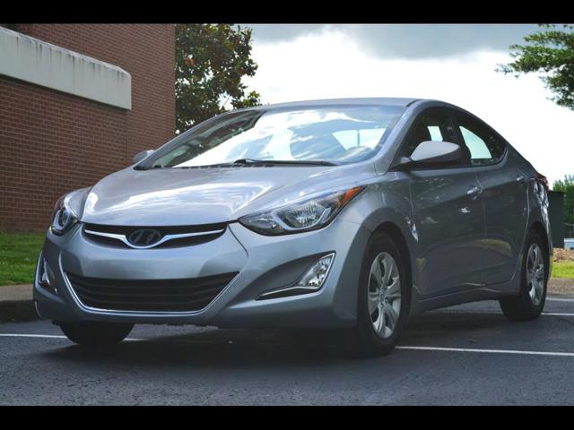2016 Hyundai Elantra SE FWD