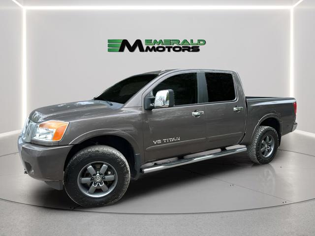 2013 Nissan Titan SV
