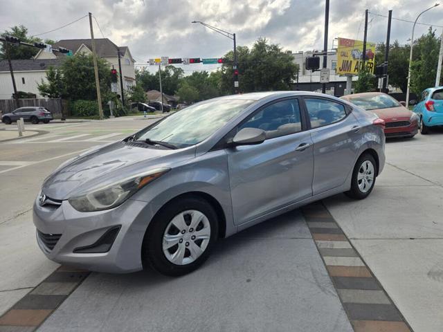 2016 Hyundai Elantra SE FWD