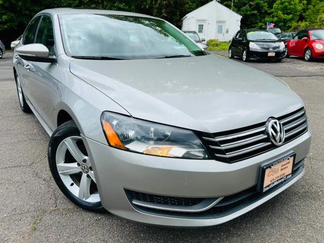 2012 Volkswagen Passat SE PZEV