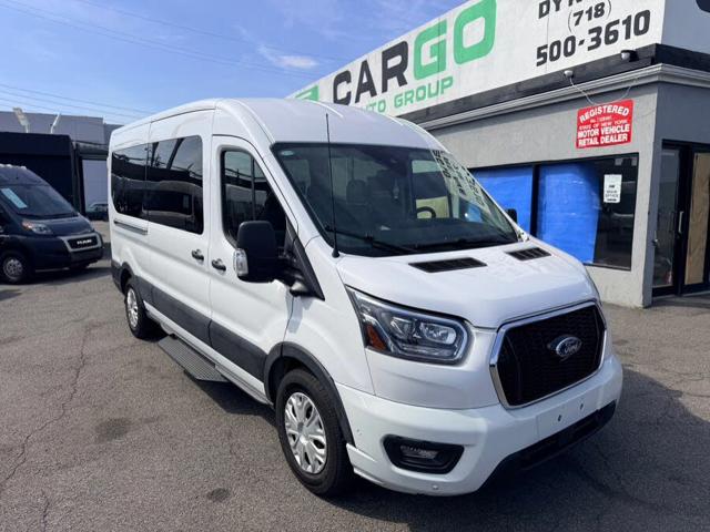 2023 Ford Transit Passenger Wagon 350 XLT Medium Roof LB RWD