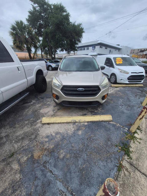2017 Ford Escape S FWD