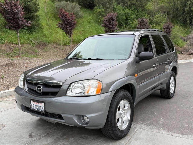 2002 Mazda Tribute ES V6 4WD