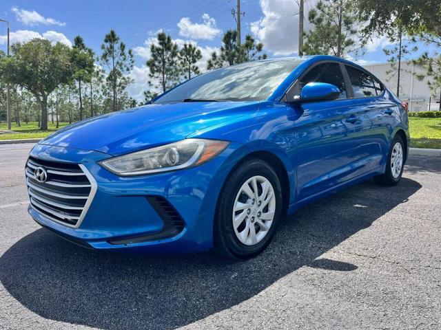 2017 Hyundai Elantra SE