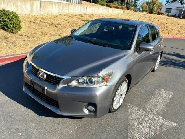 2013 Lexus CT 200h Base